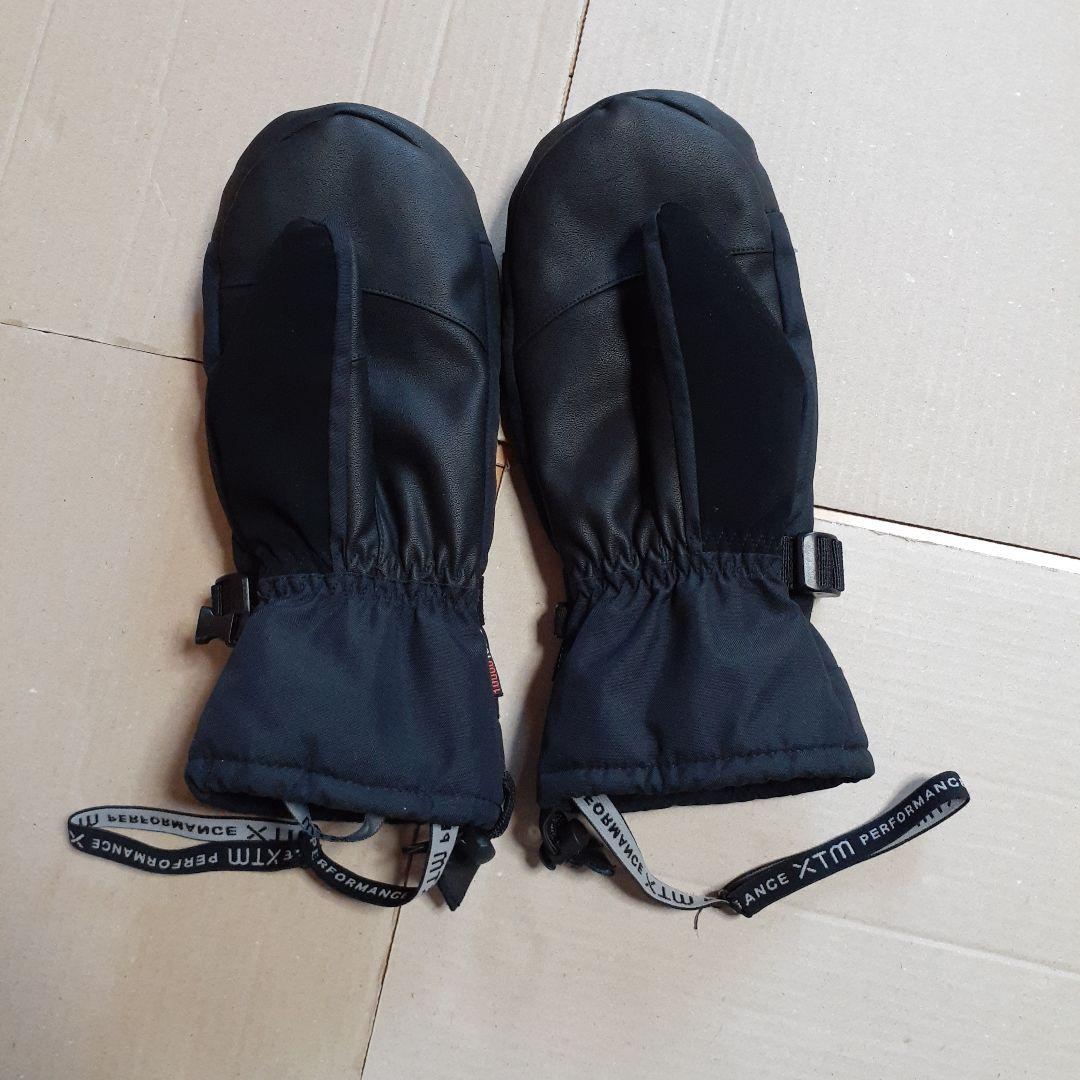 美品 XTM スノーボードグローブ Lサイズ
