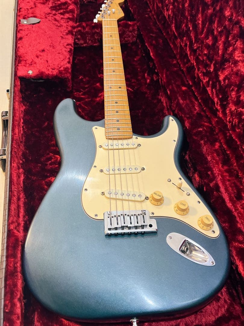 Fender Stratocaster 初期アメスタ 希少EEシリアル 1985