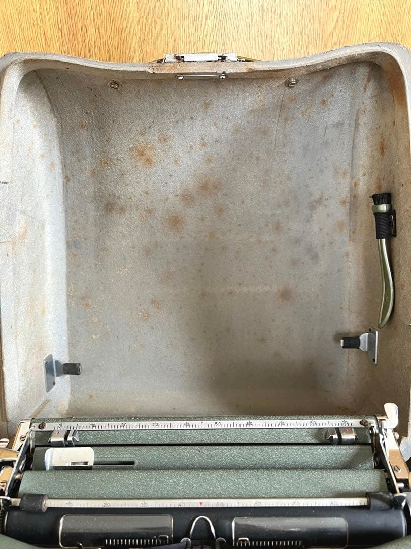 【希少】オリンピア タイプライター Olympia SM3 De Luxe