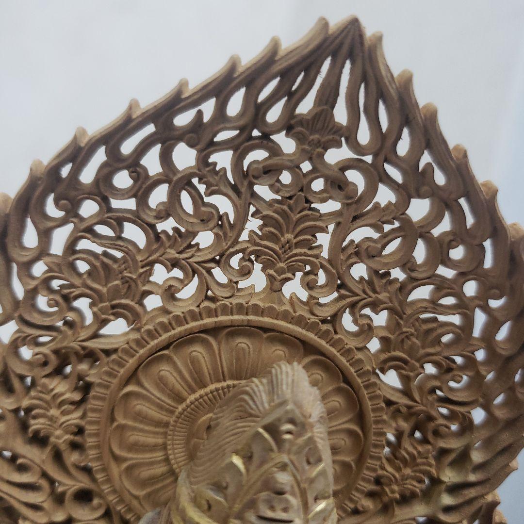 Ｂフライデー蔵出し特価香木 特上彫り如意輪観音菩薩像2.5寸眼入り 二重唐草光背