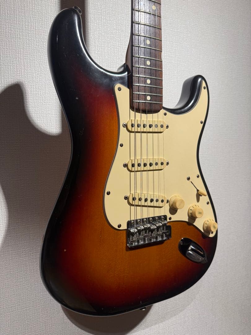 ギター Fender AmericanVintage Stratocaster 1983