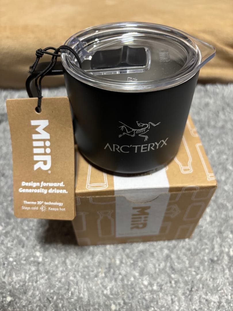 ARC’TERYX ロゴ入り MiiR Camp Cup 8oz