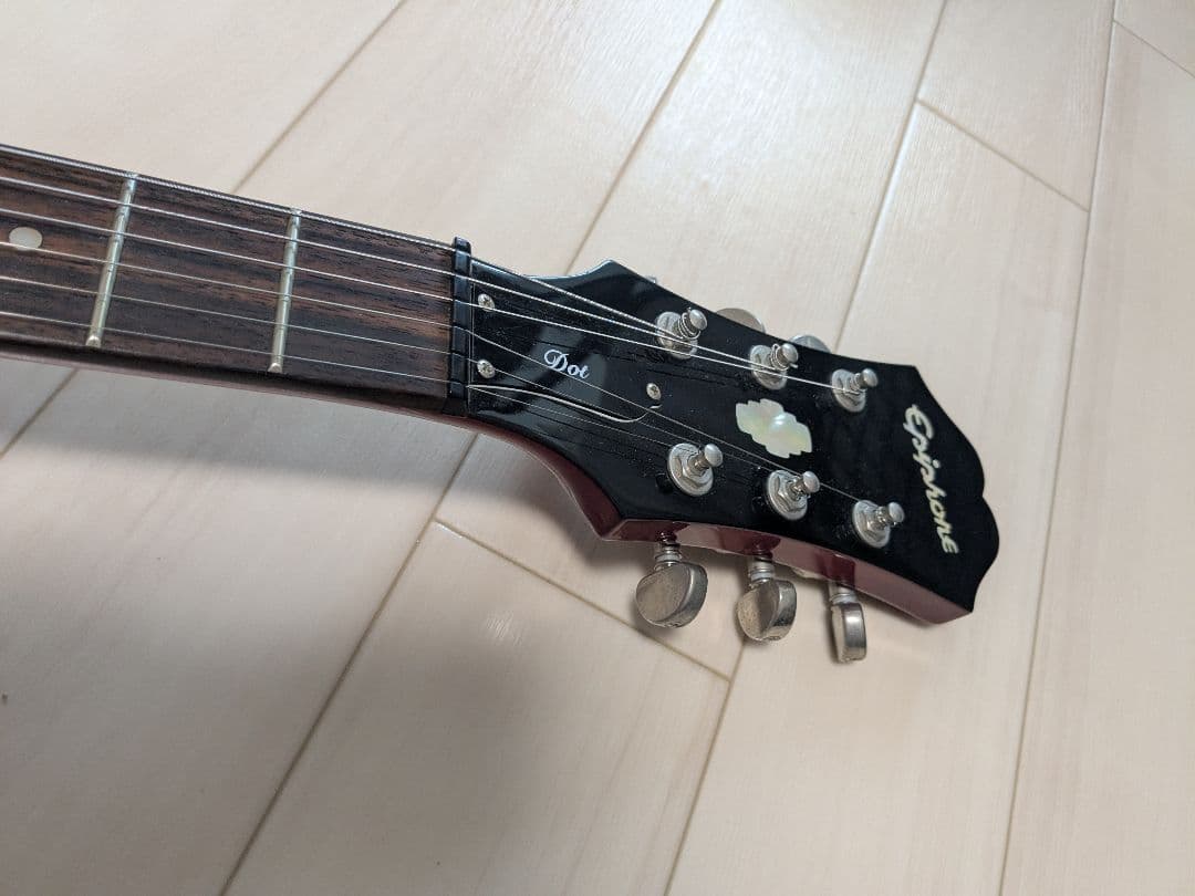 Epiphone Dot セミアコースティックギター