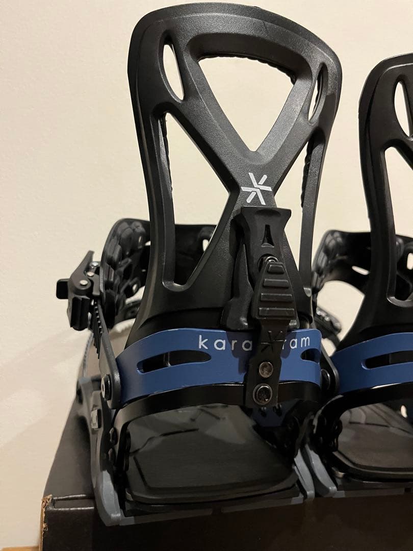 karakoram LAYBACK Mサイズ　中古美品