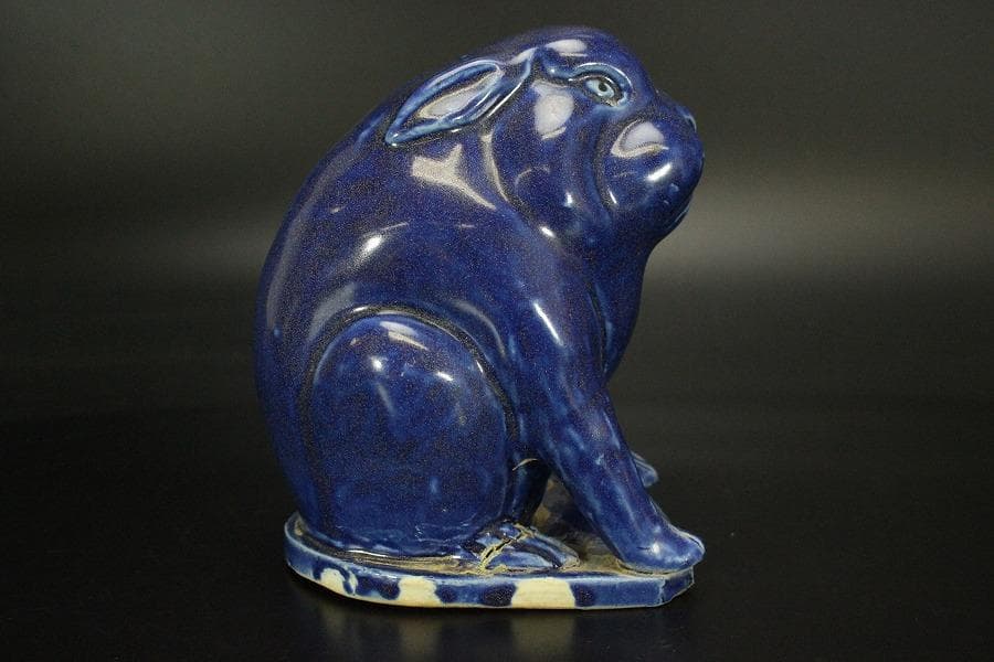 瑠璃釉 兎 置物 高12cm 骨董(LC999)