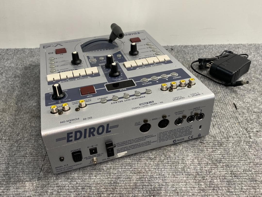 Roland V-4 ビデオミキサー