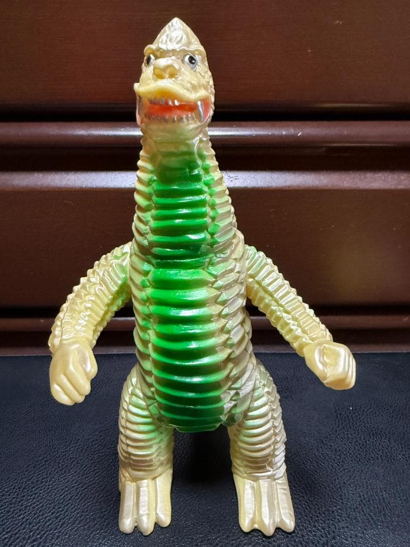 ブルマァク B-CLUB 復刻版怪獣シリーズ レッドキング　グリーン