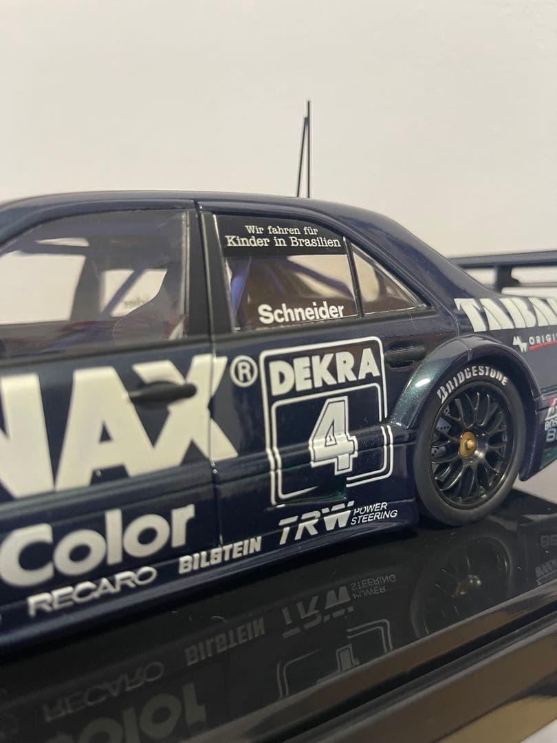 メルセデスベンツ DTM 1/18スケール