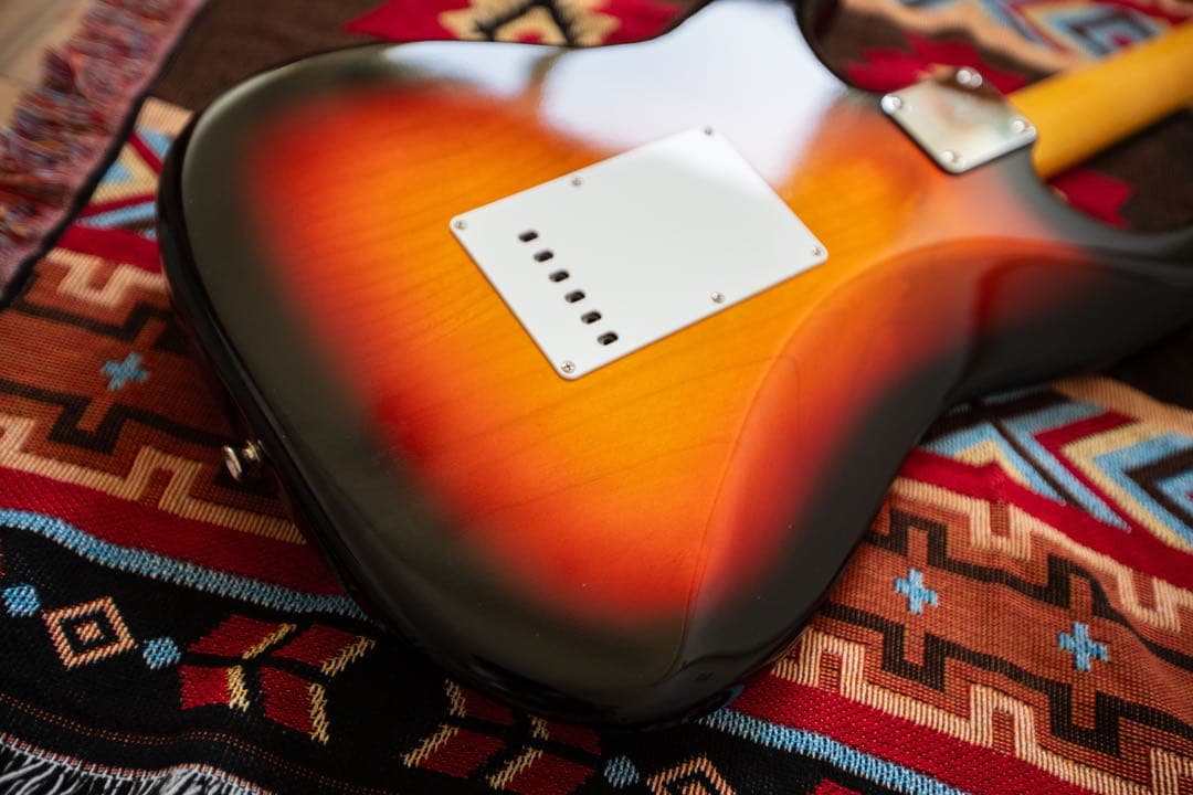 新品 Vanzandt STV-R2 -3 Tone Sunburst-