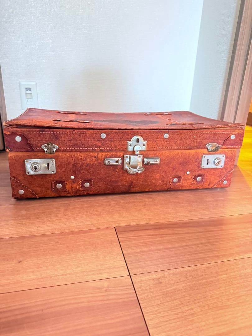 ヴィンテージレザートランク