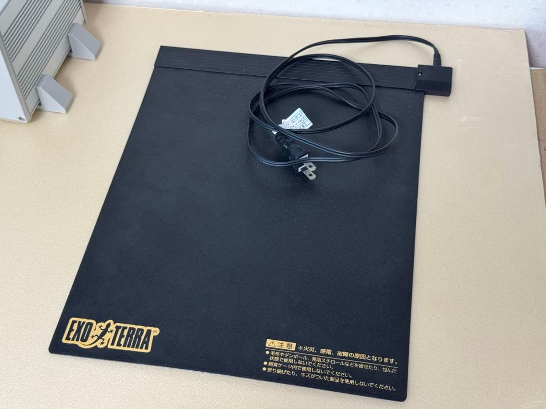 WildPlanet850ケース他フトアゴヒゲトカゲ飼育セット（現地引渡し）