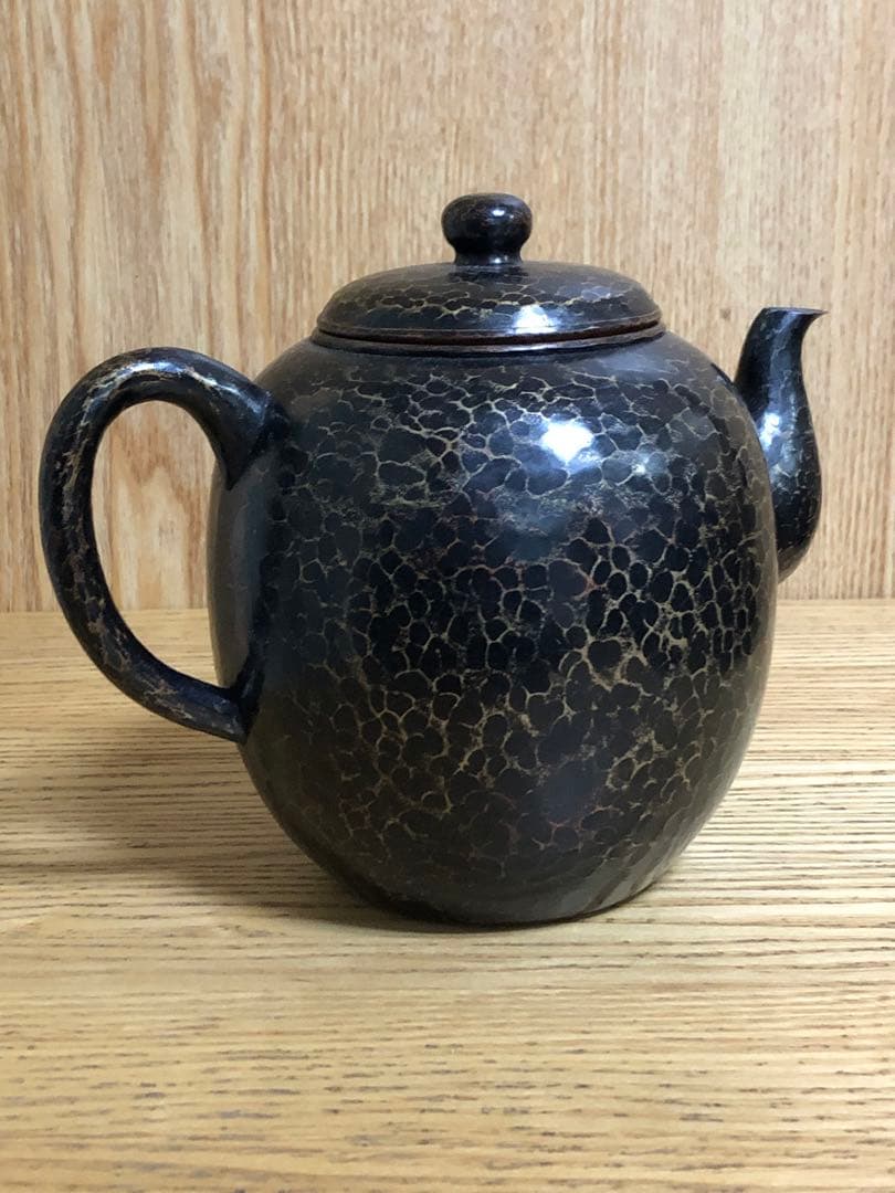 玉川堂造　金古色鎚肌水指　鎚起銅器　未使用品