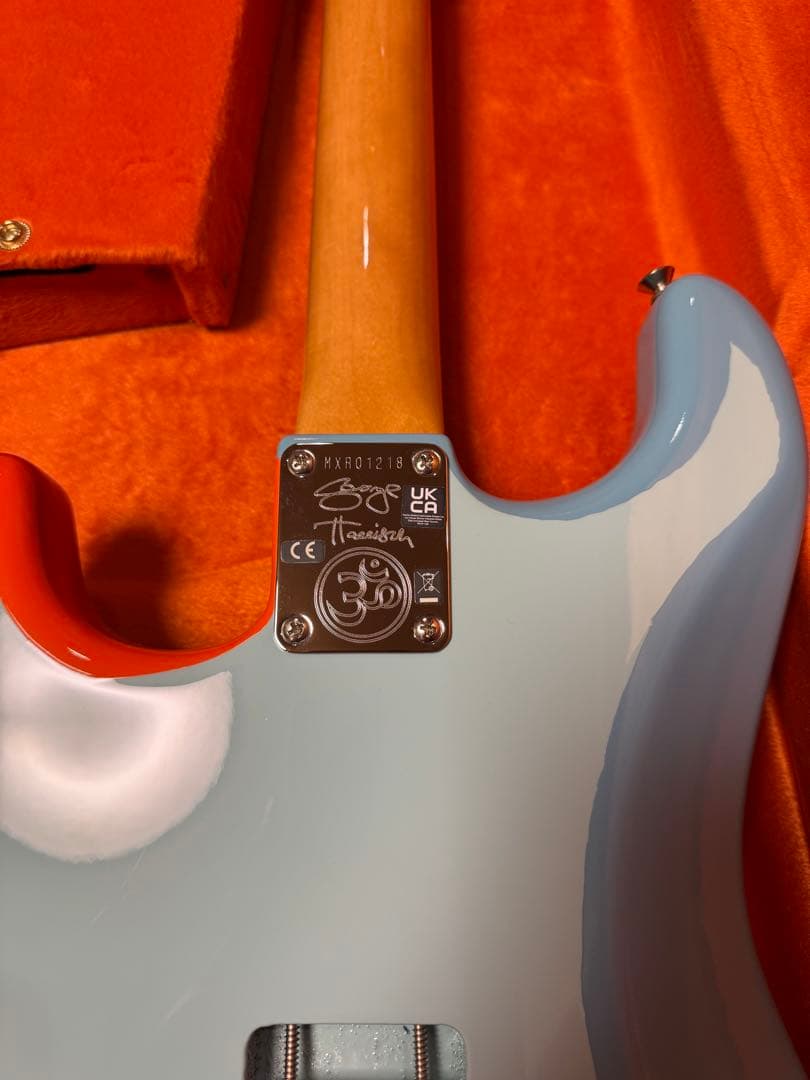 フェンダー　ジョージハリスン　ストラトキャスター　ロッキー