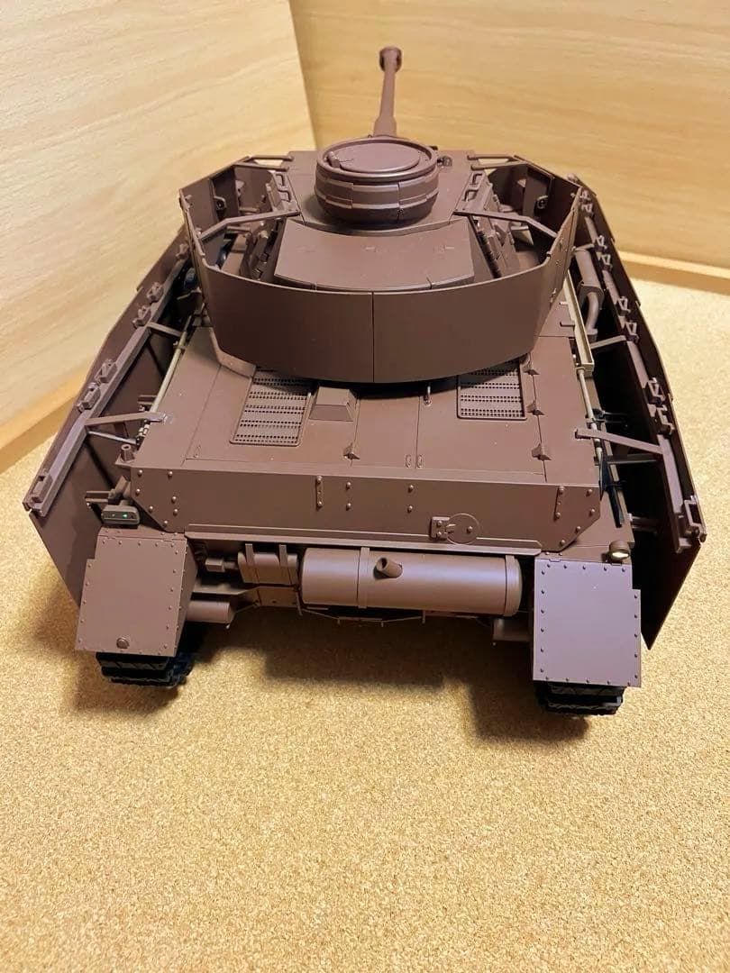 アシェット　週間　ガールズ&パンツァー　Ⅳ号戦車H型(D型改)をつくる　完成品