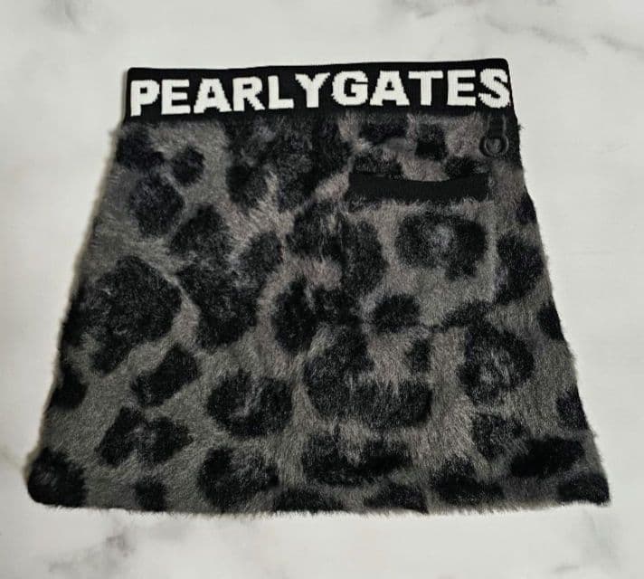 【PEARLY GATES】 レオパード柄セーター&スカート(セットアップ)