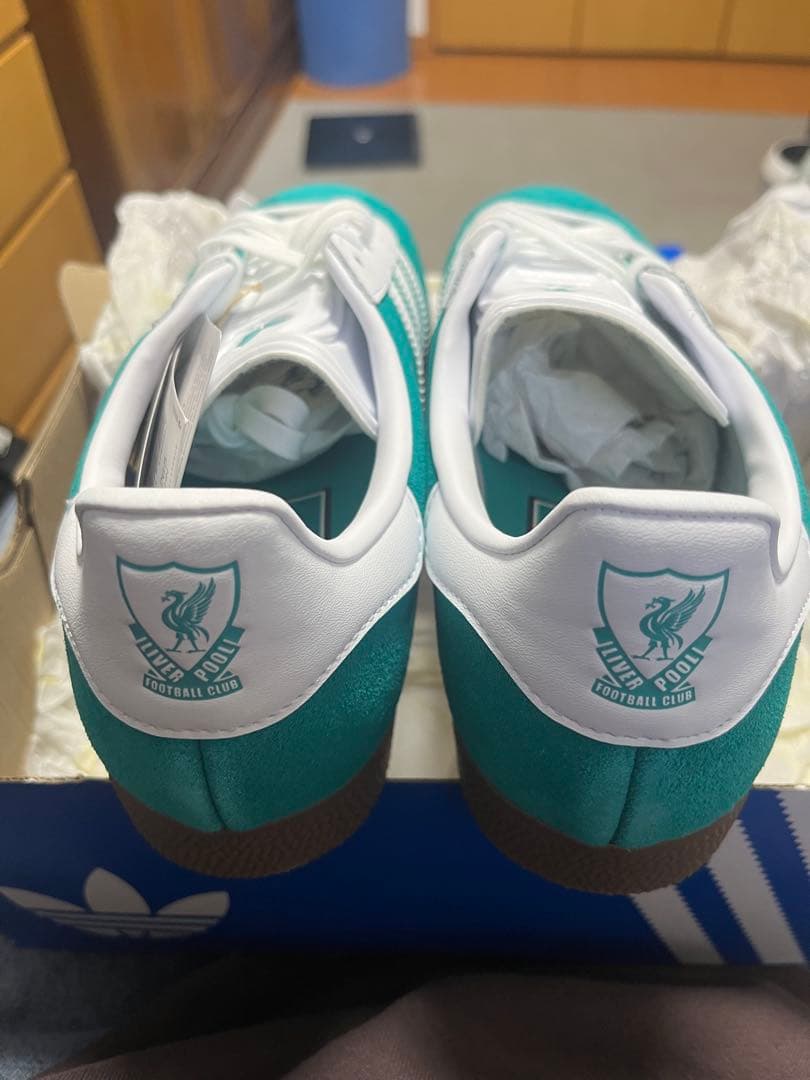 Adidas originals ガゼル　リバプール　海外限定26.5cm