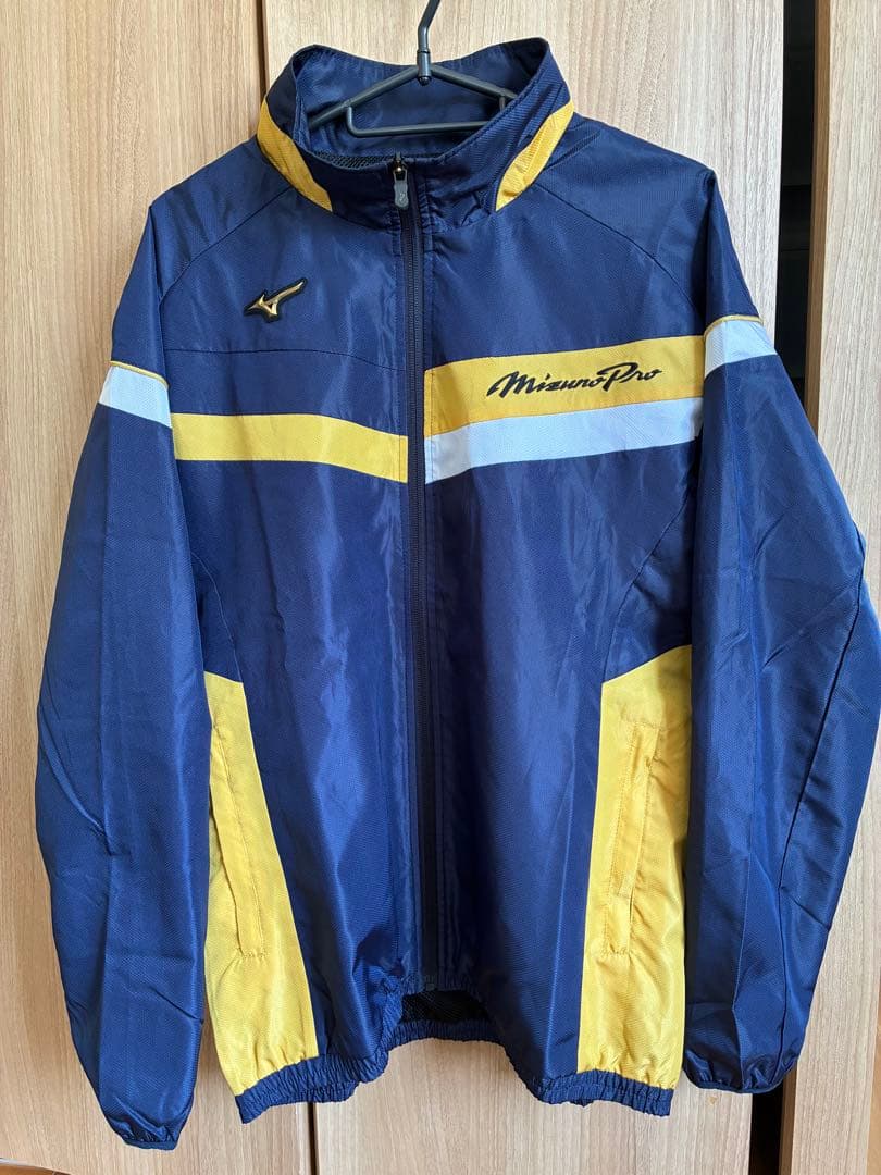 最終値下げミズノプロ　ウィンドブレーカー上下セット　ネイビー/イエロー Mサイズ