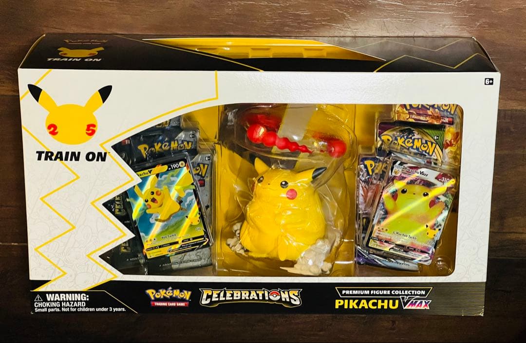 ピカチュウVMAX フィギュア プロモ セレブレーションBOX 日本未発売