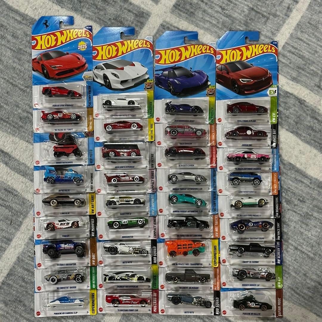 ホットウィール ベーシック 36台セット⑯ フェラーリ シルバラード等