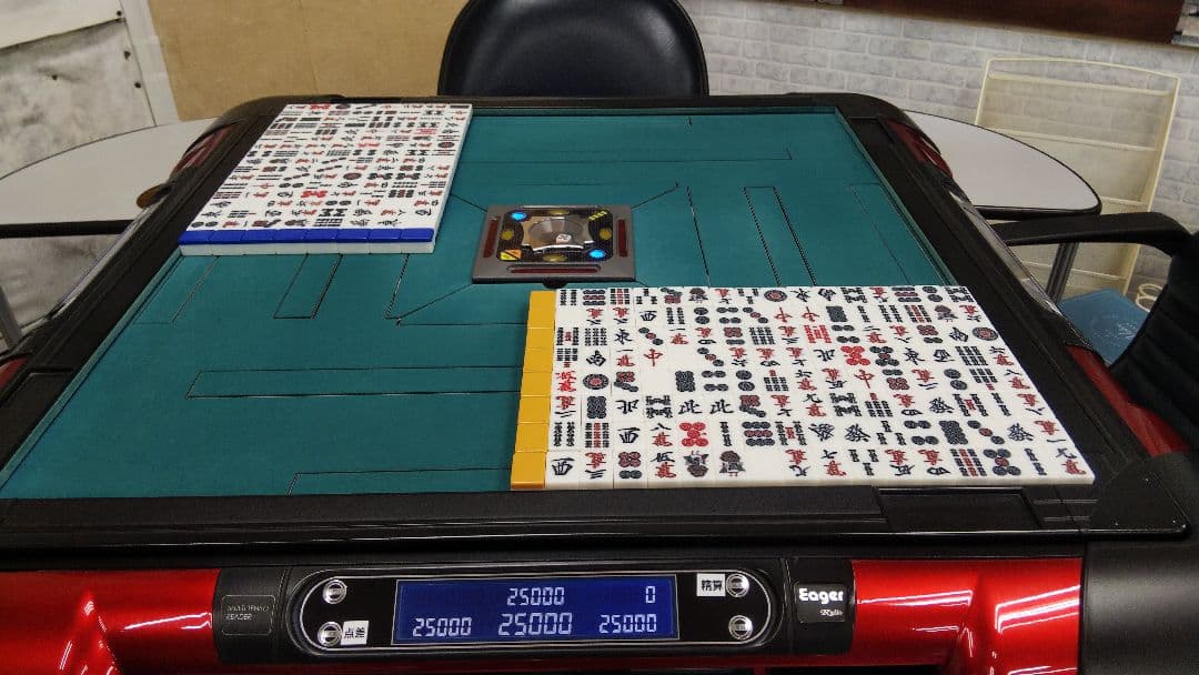 自動配牌機能付き麻雀卓 アモスレックス2後期(嶺上牌おろし) イーガ2