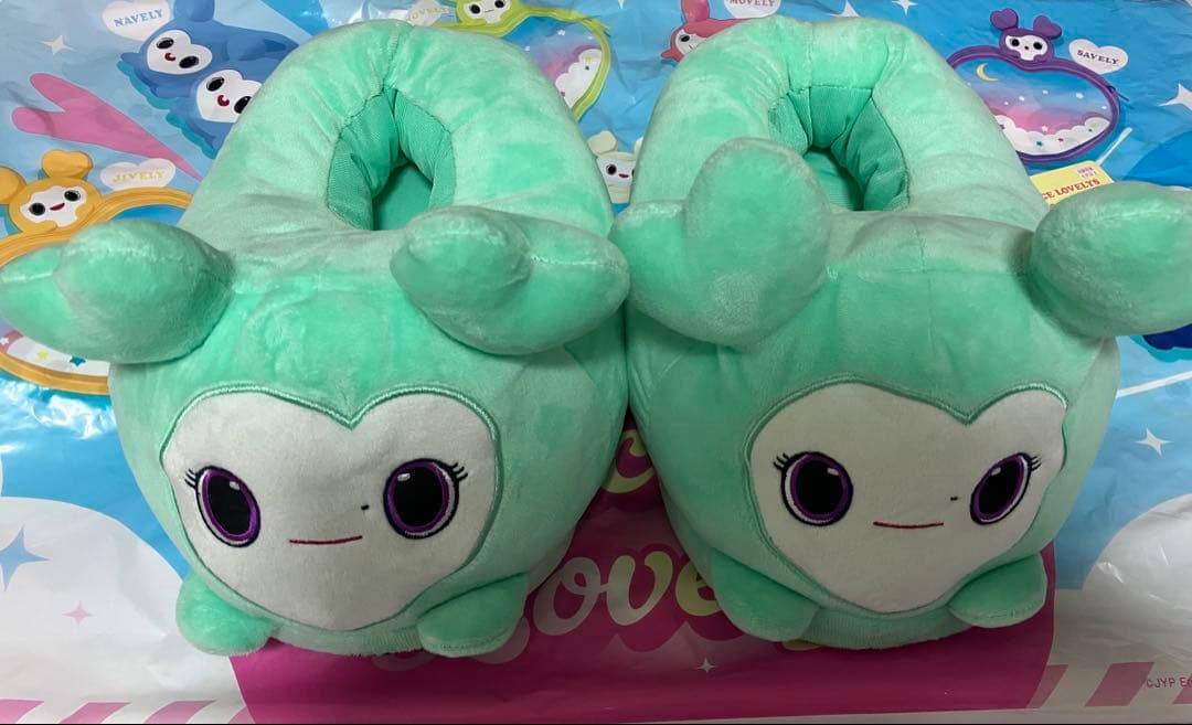 TWICE LOVELYS ぬいぐるみスリッパ コンプリート 全メンバー セット