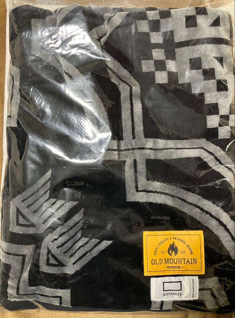 新品 OLD MOUNTAIN BOTANIZE kakemono カケモノ