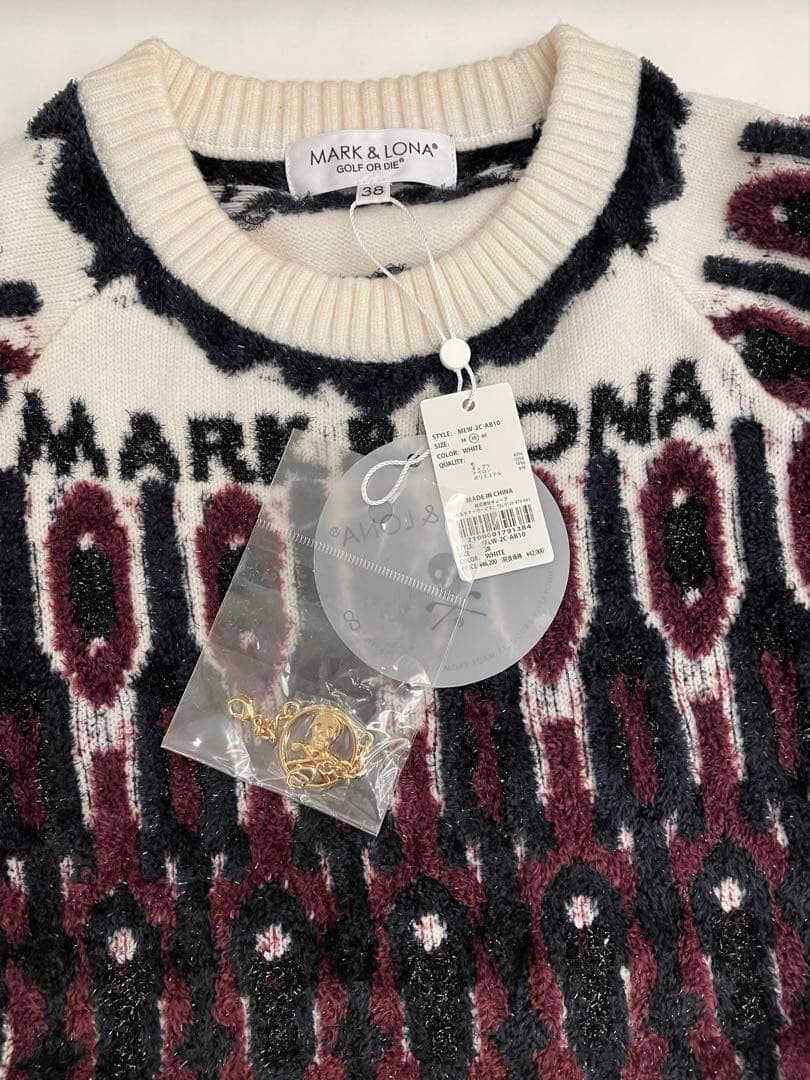 マーク＆ロナ 新品未使用 ニット