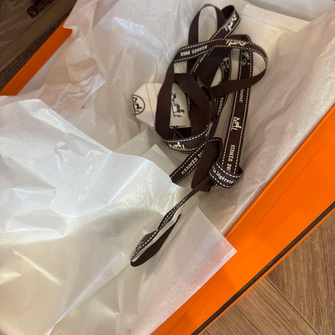 エルメス　空箱　ブランド　布袋　ショッパー　大きめダンボールに全部で30点以上