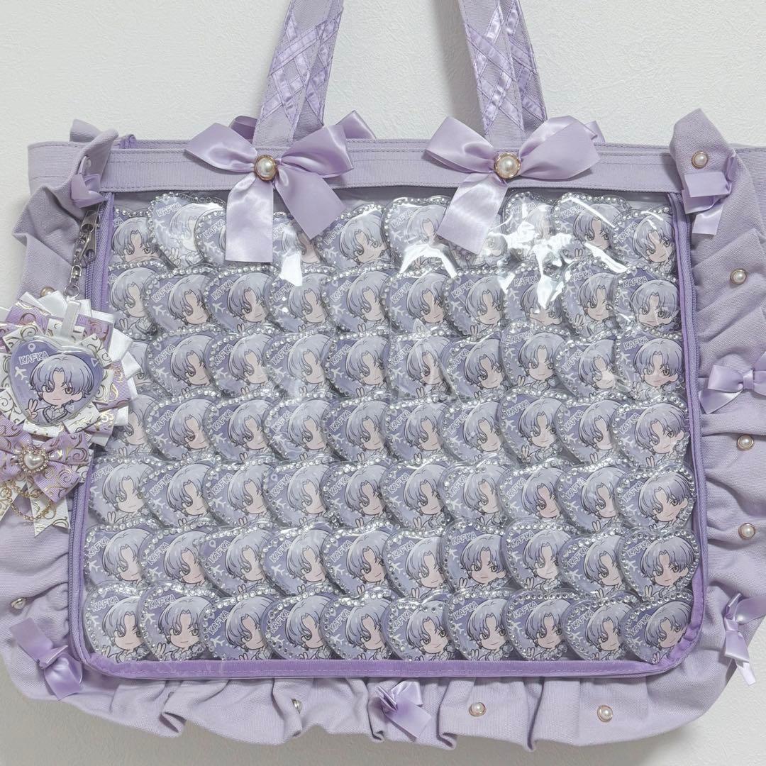 [値下げ中]18TRIP 大黒可不可　ハート缶バッジ　a3痛バック