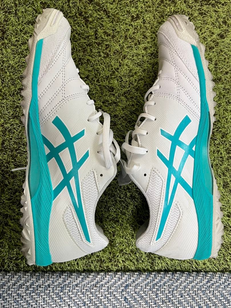 ASICS サッカーシューズDESTAQUE K FF TFホワイト26cm