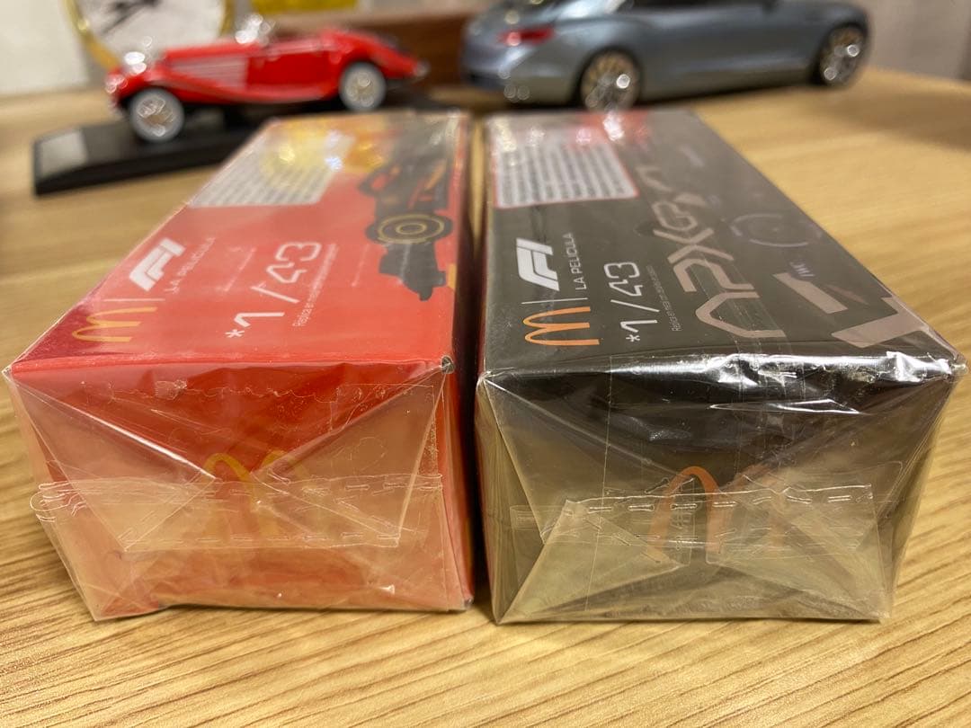 映画F1 マクドナルド コラボ 1/43 ミニカー 南米限定 2台セット