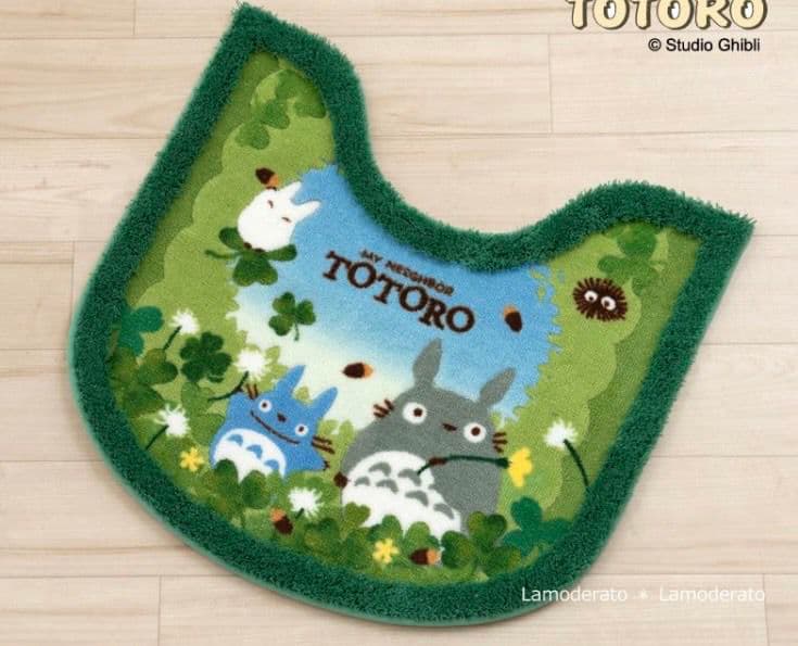 ジブリ　となりのトトロ　ネコバス　トイレマットセット　新品