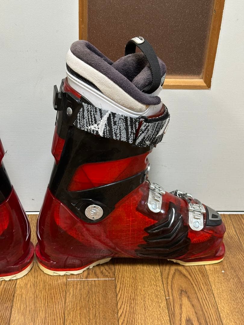 ATOMICアトミック スキーブーツ SHAWX 赤黒 27cm27.5cm