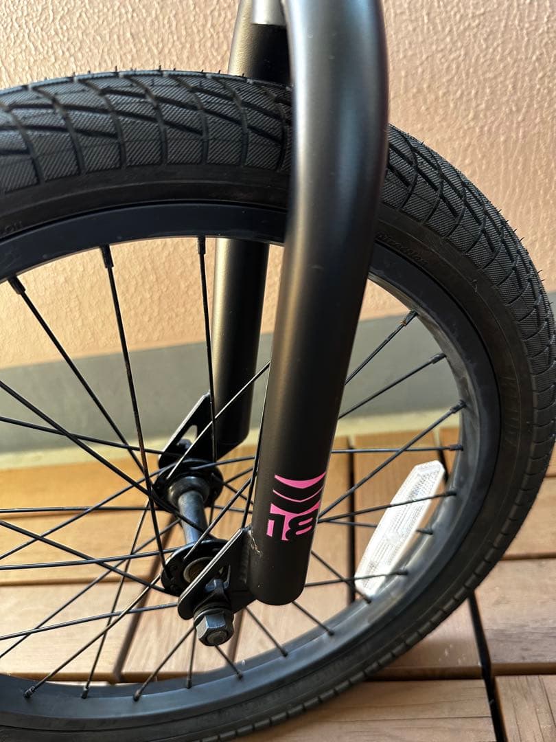 HARO (ハロー) BIKES SHREDDER 18インチ