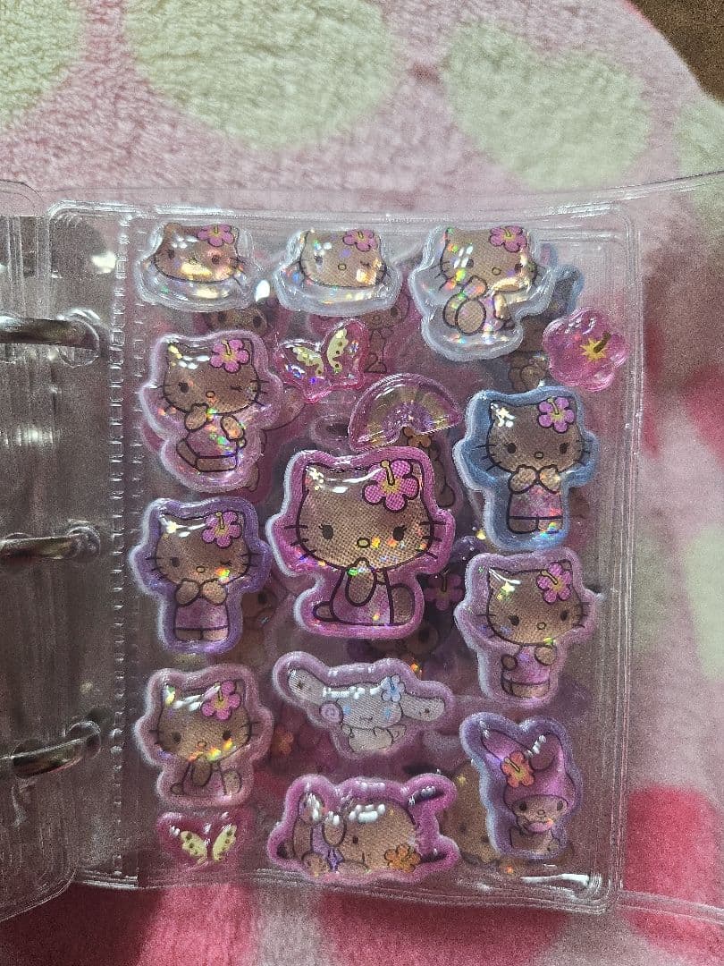 【完成品】シール帳 キティ サンリオ ボンドロ うるちゅる 正規品