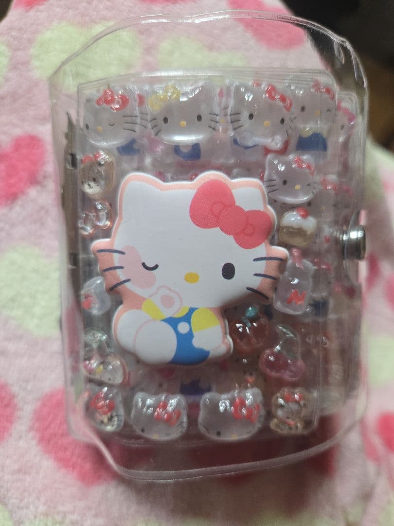 【完成品】シール帳 キティ サンリオ ボンドロ うるちゅる 正規品