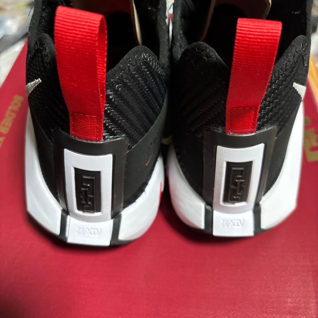 未使用　NIKE ナイキ レブロンソルジャーXIV EP 28cm