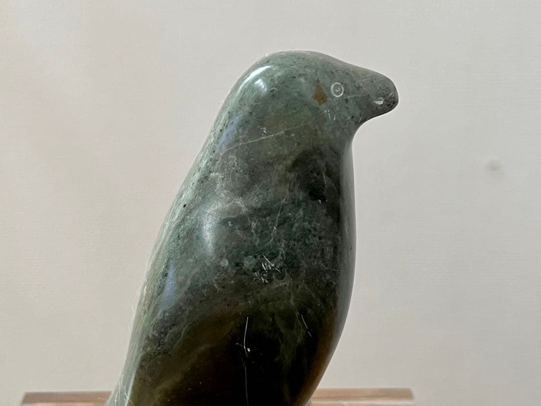 イヌイットアート石像　Mc LEOD YOUNG WEIR TOKYO 1985