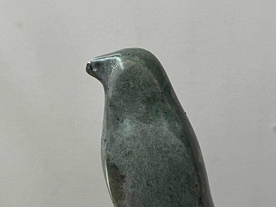 イヌイットアート石像　Mc LEOD YOUNG WEIR TOKYO 1985