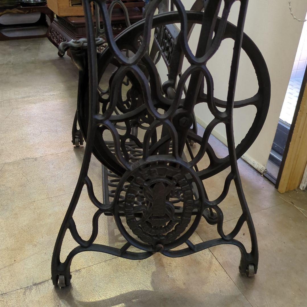 アンティーク　SINGER アイアン　ミシン　脚のみ　あみあみ　テーブル