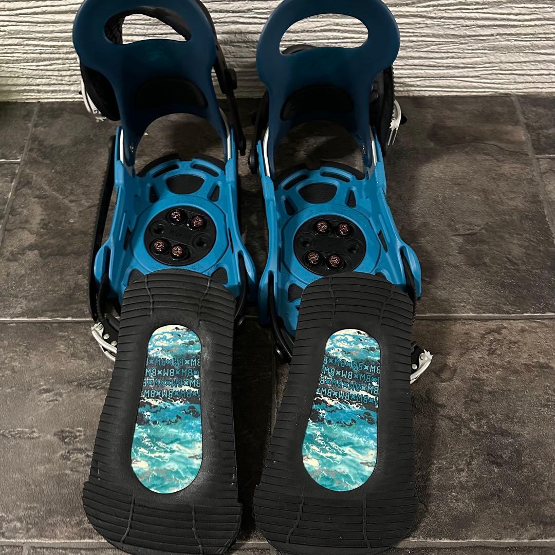 青/黒 スノーボードビンディング　ベントメタル