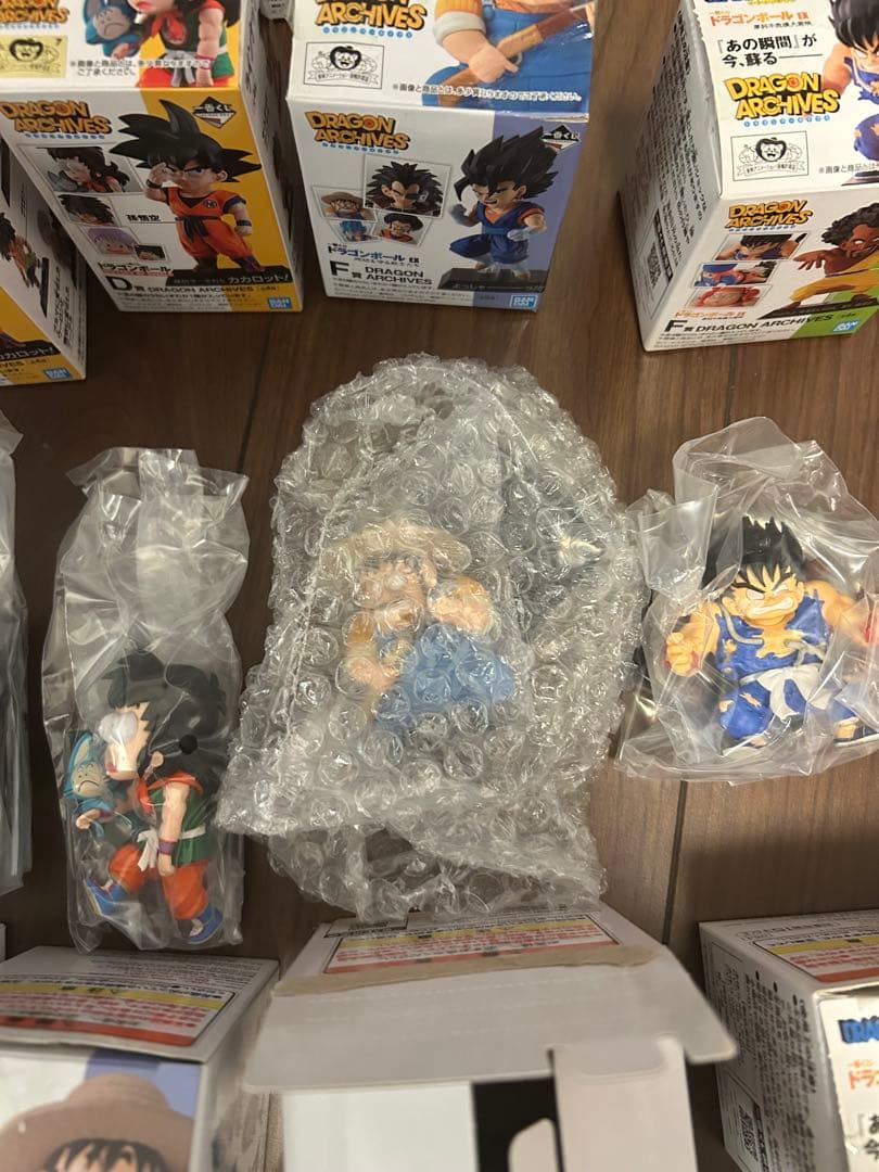 ドラゴンボール　一番くじ　ドラゴンアーカイブス　フィギュア　16個　まとめ売り
