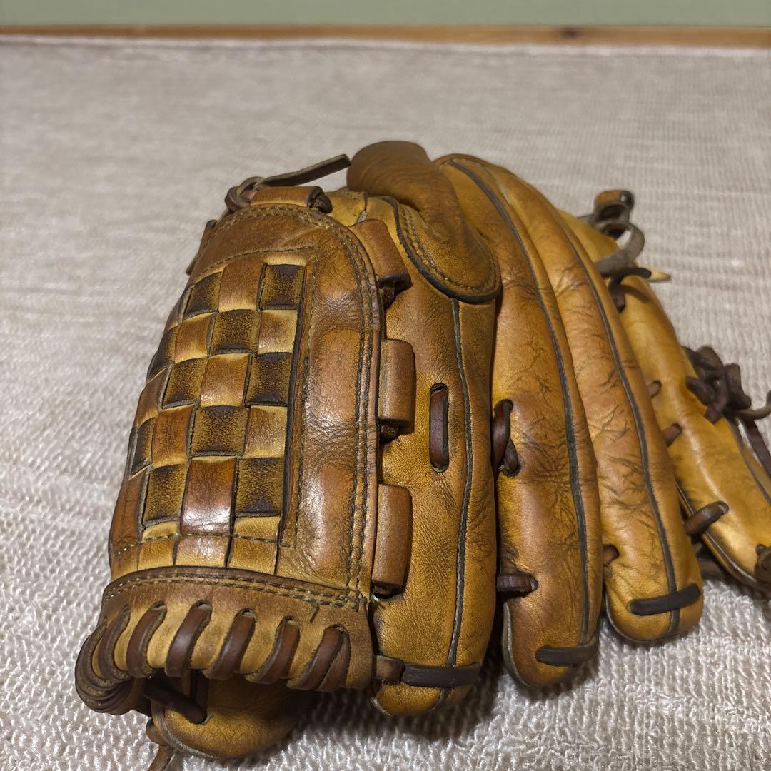 AXF硬式グローブ ブラウン チェックパターン