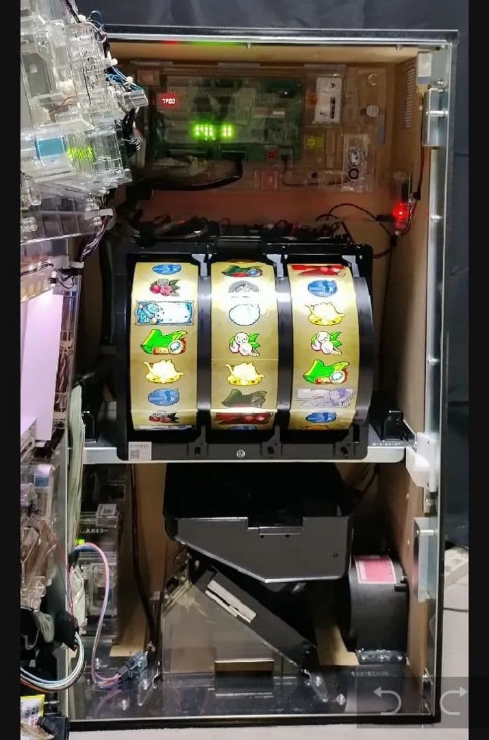 2/8まで出品 チェインクロニクル パチスロ実機 送料無料