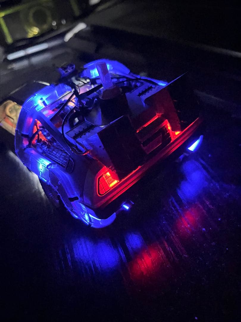 バックトゥーザフューチャー　デロリアン　バックトゥザフューチャー