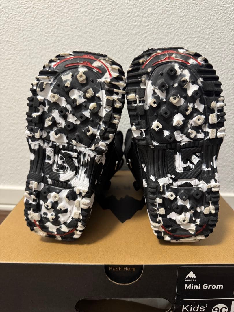 BURTON Mini Grom 子ども用スノーボードブーツ 9C