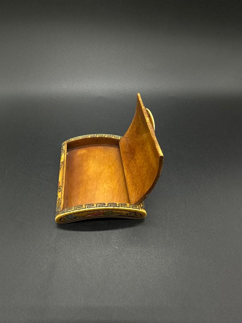 タバコケース　名刺入れ　彫刻　天然材質　骨董古美術