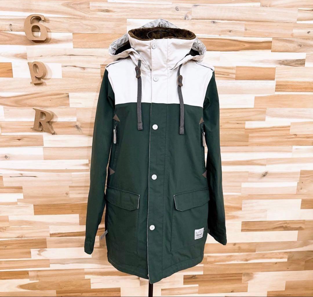 エスティボ　レディース　スノボウェアＬサイズ