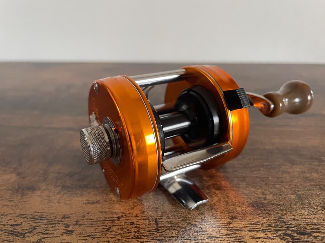 ABU Ambassadeur 2500C アンバサダー サンセットオレンジ