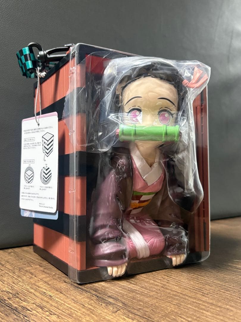 【新品未開封】禰豆子 フィギュア 箱型デザイン ストラップ付き